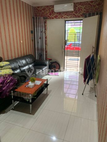 Rumah Siap Huni di Taman Royal 2 Tangerang Lokasi Strategis Nego Rumah Siap Huni di Taman Royal 2 Tangerang Lokasi Strategis Nego