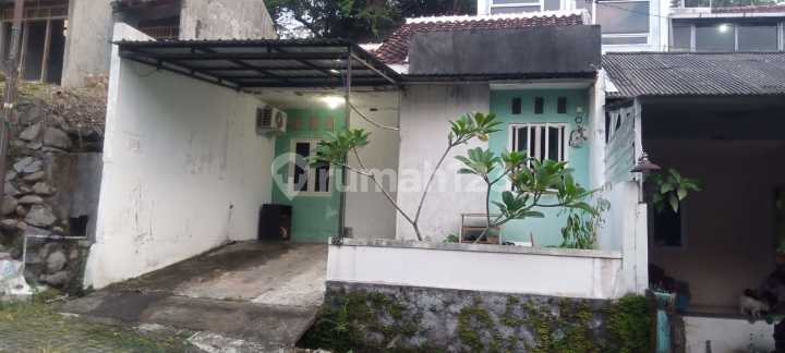 Rumah Kecil Dipudak Payung Rumah Kecil Dipudak Payung