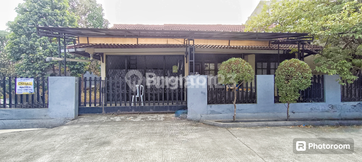 Dijual Rumah Luas Dalam Komplek Masnaga Taman Galaxy Bekasi. Dekat Pintu Tol Jatiasih Jatibening Dan Stasiun Lrt Dijual Rumah Luas Dalam Komplek Masnaga Taman Galaxy Bekasi. Dekat Pintu Tol Jatiasih Jatibening Dan Stasiun Lrt