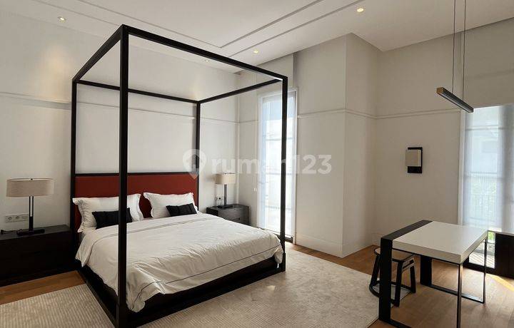 Modern classic brand new townhouse pondok indah for sale
