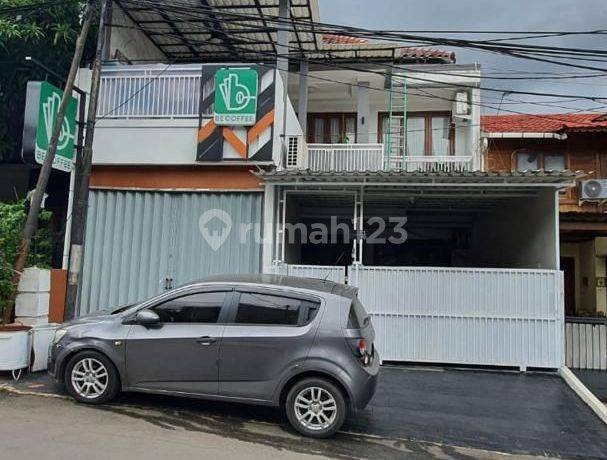 Rumah Bintaro Jaya Sektor 4 Siap Huni Strategis Sudah Renovasi