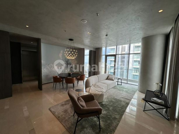 Apartemen Verde Two 3+1 BR Baru Full Furnished + 2 Private Lift