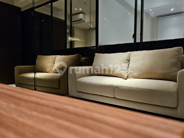 For Rent 1Br Furnished Apartment on Collins Boulevard Gading Serpong