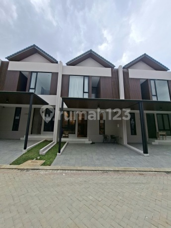 Rumah Sejuk Dekat 4 Akses Toll! Lokasi Elit Dekat St Mrt & Mall Rumah Sejuk Dekat 4 Akses Toll! Lokasi Elit Dekat St Mrt & Mall