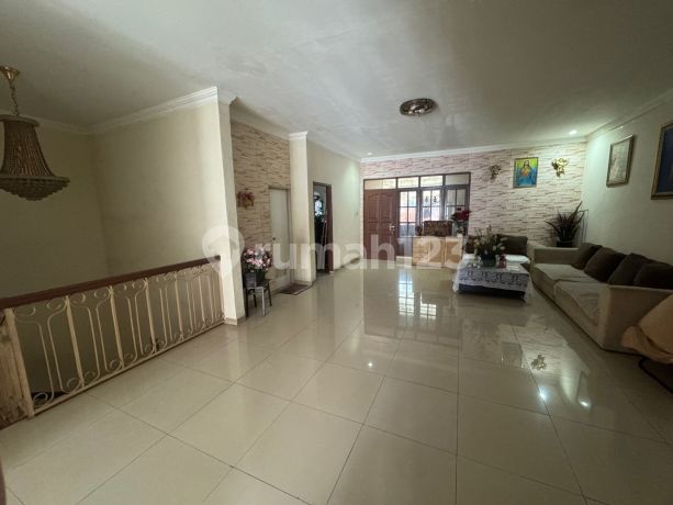 RUMAH 2LT SIAP HUNI DI KOMP PERMATA ANGKASA GUNUNG SAHARI