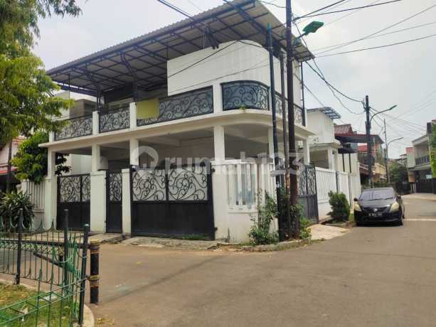 NICE 2-STORY HOUSE HOOK IN TAMAN BUARAN INDAH 3 COMPLEX NICE 2-STORY HOUSE HOOK IN TAMAN BUARAN INDAH 3 COMPLEX