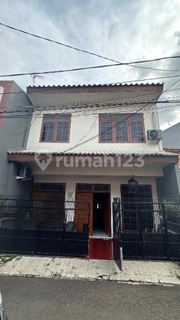 Rumah 2 LT SHM di Ekor Kuning Rawamangun