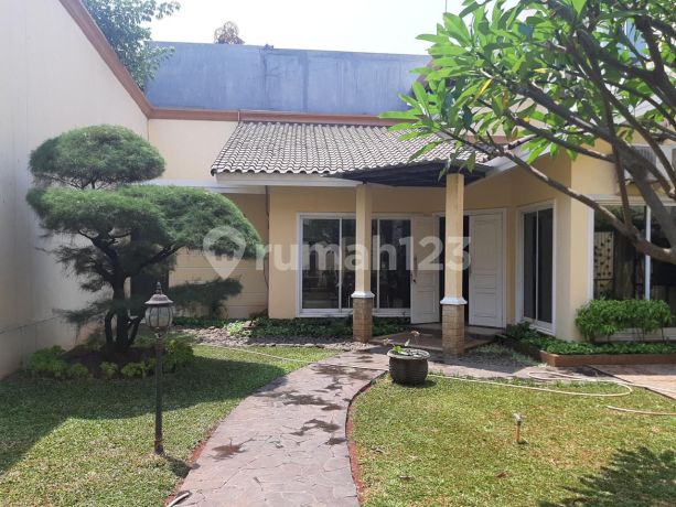 Rumah 2Lt Siap Huni Semi Furnish di Royal Gading Mansion Kelapa Gading Jakarta Utara Rumah 2Lt Siap Huni Semi Furnish di Royal Gading Mansion Kelapa Gading Jakarta Utara