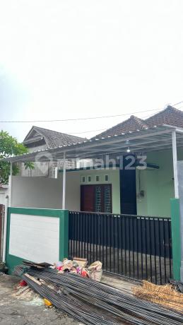 Di Jual Rumah Siap Huni di Gapura Griya Tansa Trisna, Jl. Kelapa Gading V, Dalung, Kuta Utara, Badung, Bali, Indonesia, 80361, Dalung