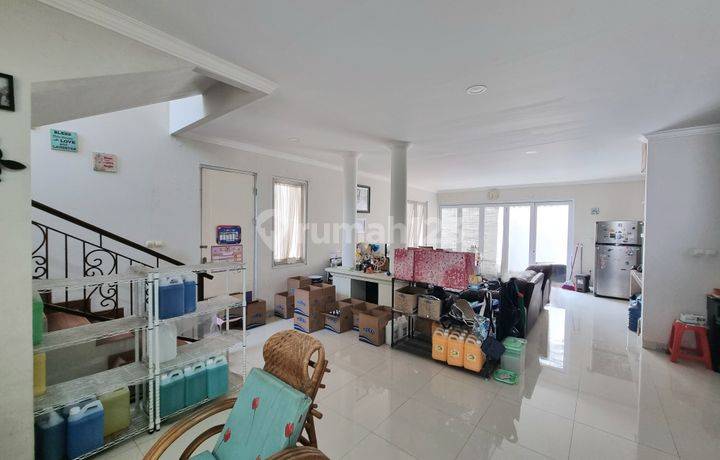 Rumah Hook Semi Furnished Siap Huni Cluster Oleaster Gading Serpong