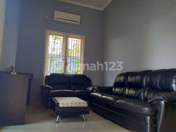 Rumah Bagus SHM di Perum Taman Pabuaran Kota Tangerang