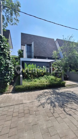 Dijual Rumah 2 Lantai Dalam Komplek Yang Nyaman Tenang & Asri Di Yve Habitat Limo Depok Dijual Rumah 2 Lantai Dalam Komplek Yang Nyaman Tenang & Asri Di Yve Habitat Limo Depok