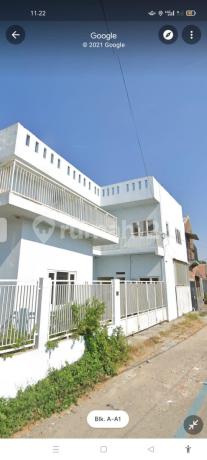 Disewakan Rumah Usaha 2Lantai Lebar 16m Hook di Bumi Wonorejo Asri Rungkut Disewakan Rumah Usaha 2Lantai Lebar 16m Hook di Bumi Wonorejo Asri Rungkut