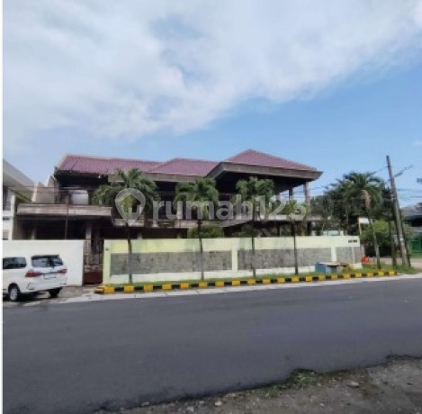 Dijual Cepat Rumah 2 lantai Nol Raya Manyar Indah SHM