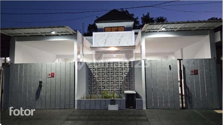 Dijual Rumah Minimalis Modern Semi Furnish 1,5Lantai Darmo Sentosa Raya
