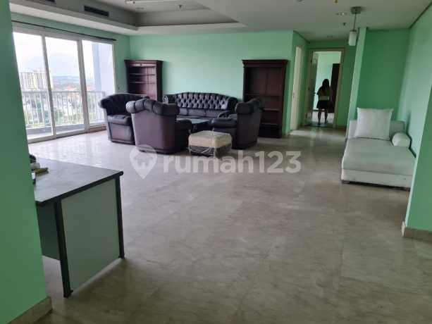 Disewakan Apartemen Adhiwangsa 3BR / 3KT Privat Lift Full AC Semi Furnish Golf View