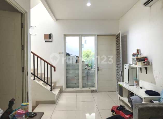 Dijual Rumah Siap Huni 2 Lantai di Kota Harapan Indah, Cluster Vasana, Bekasi