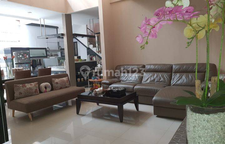 Rumah Cantik Komplek Mitra Dago Parahyangan Antapani