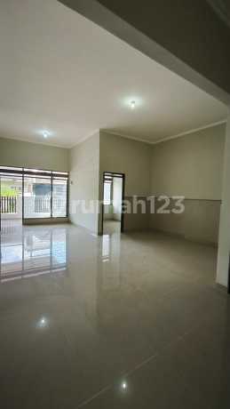 Rumah Nyaman Strategis di Komplek Dian Permai Rumah Nyaman Strategis di Komplek Dian Permai