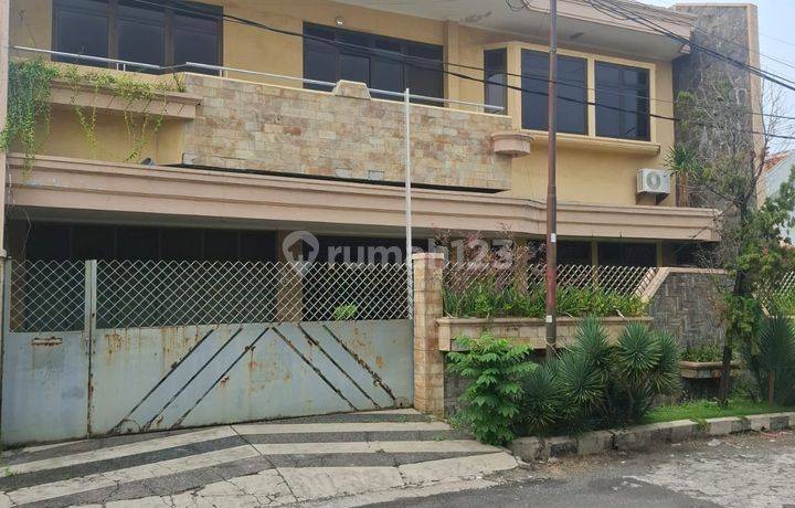 Dijual Via Lelang, Rumah 2 Lantai, Cash Only, Lokasi Dharmahusada Indah Utara