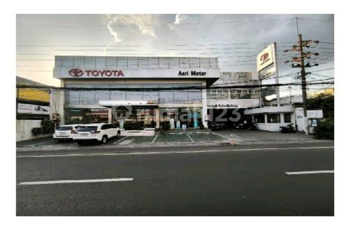 Dijual Dua Unit Ex Showroom Toyota Jalan Jenggolo Pucang Sidoarjo dan Jalan Raya Taman Sepanjang Sidoarjo Dijual Dua Unit Ex Showroom Toyota Jalan Jenggolo Pucang Sidoarjo dan Jalan Raya Taman Sepanjang Sidoarjo