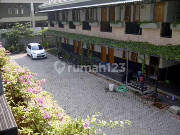 For Sale: Boarding House in Bulu Jaya Location, Near Pakuwon Mall, Complete with Main House and Pavilion