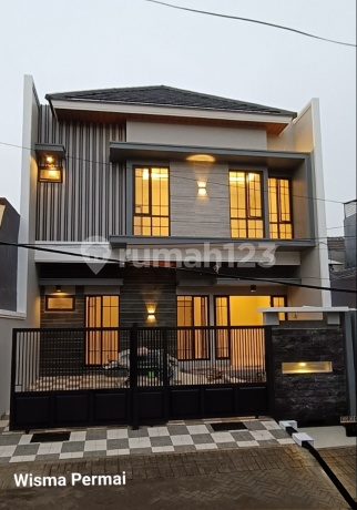 Dijual Rumah Baru 2 Lantai di Wisma Permai Barat Dekat Galaxy Mall dan Unair Surabaya