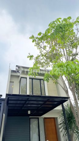 For Sale 2-Story Fully Renovated House in Citraland Northwest West Surabaya