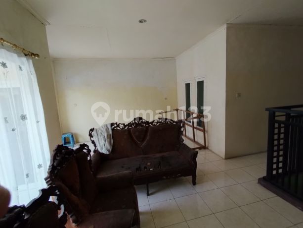 Rumah 2 Lantai di Griya Citra Asri Benowo Lokasi Strategis