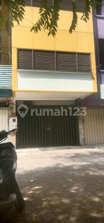 Ruko Baru Renovasi Di Ambengan Raya Lokasi Strategis