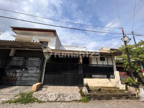 Rumah Darmo Indah Timur Tandes, Surabaya Lokasi Strategis