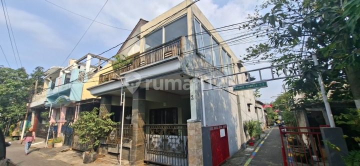 For Sale Via Auction 150426 2-Story House Kota Baru Driyorejo For Sale Via Auction 150426 2-Story House Kota Baru Driyorejo