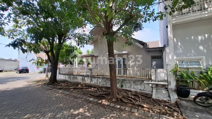 Dijual Via Lelang Rumah Hook Grand Delta Sari Anthurium Dijual Via Lelang Rumah Hook Grand Delta Sari Anthurium