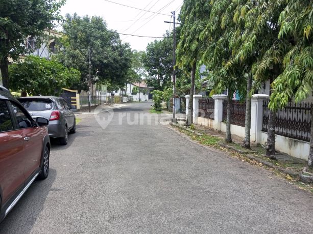 Rumah Di Sarua Makmur