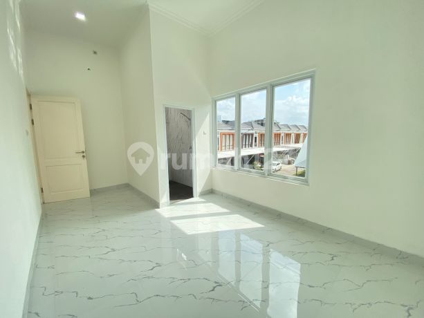 Rumah Baru Hoek Metland Puri Cluster Clematis Modern Minimalis Lokasi Strategis