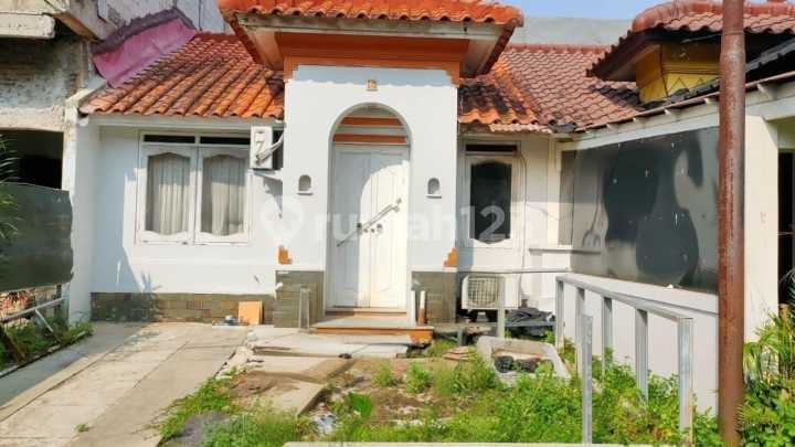 Rumah Bagus Siap Huni Renovated di Taman Ubud Asri Lippo Karawaci