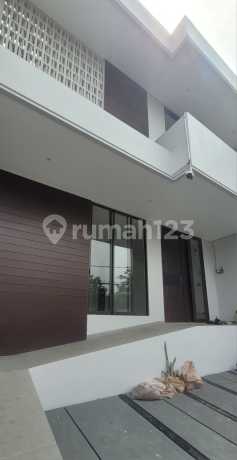Nice House Unfurnished SHM Cinere, Depok