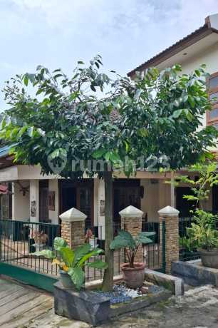 Rumah Bagus Unfurnished SHM Cinere, Depok