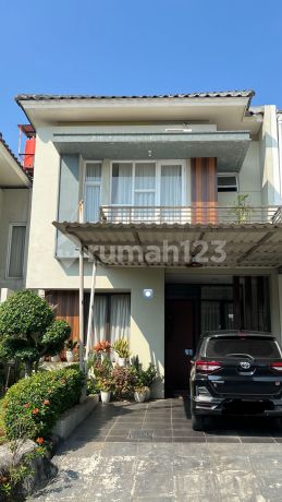 Dijual Cepat Rumah di Perumahan Legenda Wisata Cibubur Dijual Cepat Rumah di Perumahan Legenda Wisata Cibubur