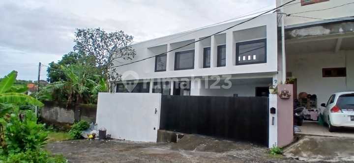 Buc Rumah Stylish 2lt Semi Furnis Cekomaria Peguyangan Dkt Mall Living
