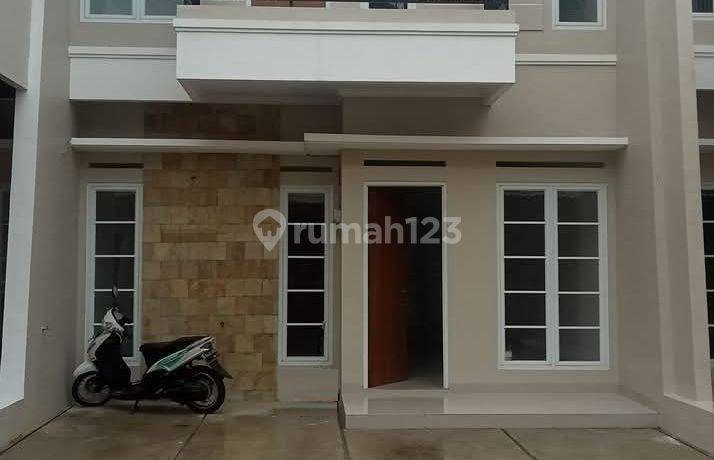 Rumah Deplu Dekat Tol Bintaro, Baru, Dekat Jaksel di Tangsel Kota Tangerang Selatan (AA) Jual Dijual