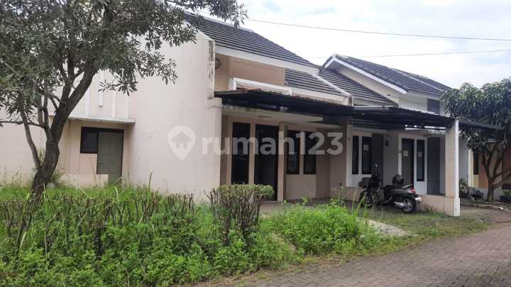 For Sale Cheap 2-Story House in Janati Park Jatinangor