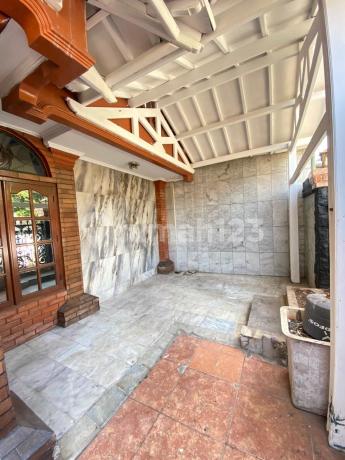 Rumah Mewah di Tebet Harga Miring