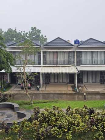 Dijual Rumah Hoek 2 LT 9 X 15 M2 di Golden Park 2 Cisauk Tgr LT 135 M2 LB 120 M2 Ada 3 KT 3 KM Siap Huni, Ayo Segera Survei, Nego Yuk, Sampai Deal!
