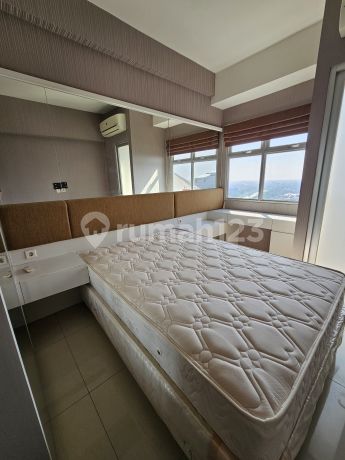 Gunawangsa Merr Studio Furnish Cantik Lantai Tengah Siap Huni