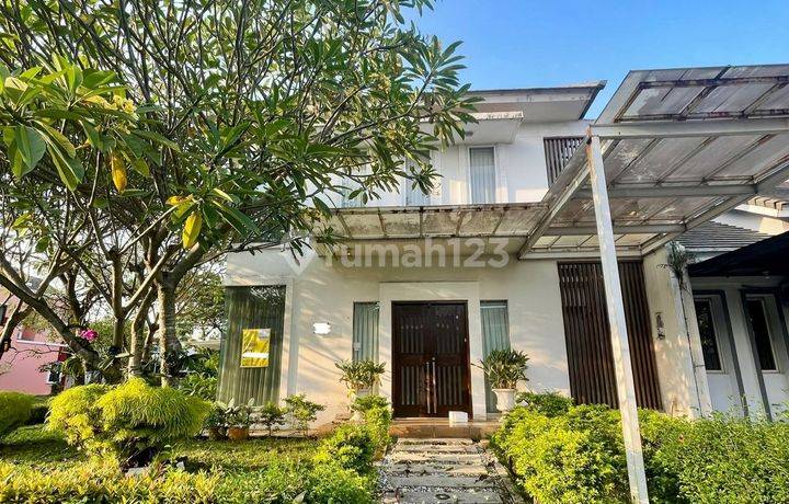 Rumah Hoek Cantik Alam Sutera Feronia 2,5 Lantai