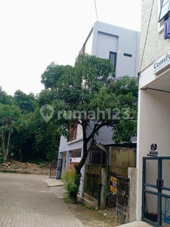 Rumah Tua Hitung Tanah Cocok Untuk Bangun Kosan Dekat UNPAD/ITB
