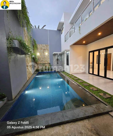 97. Luxury Brand New House with Modern Design for Sale in Radio Dalam, Kebayoran Baru, South Jakarta
