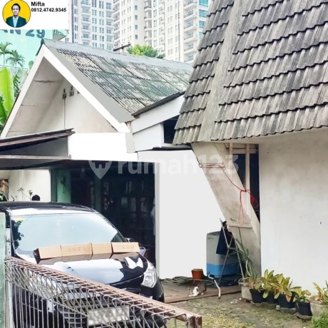 173. For Sale: 2-Story House in Kebayoran Lama, Behind Pakubuwono & SMUN 29, Ideal for Property Business as Boarding House, Guesthouse, Homestay & Hostel