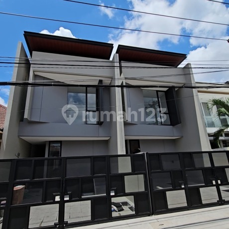 Rumah Rungkut siap huni 2 unit gress ready April 2026